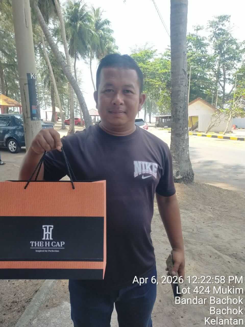 Pelanggan THE H CAP 4