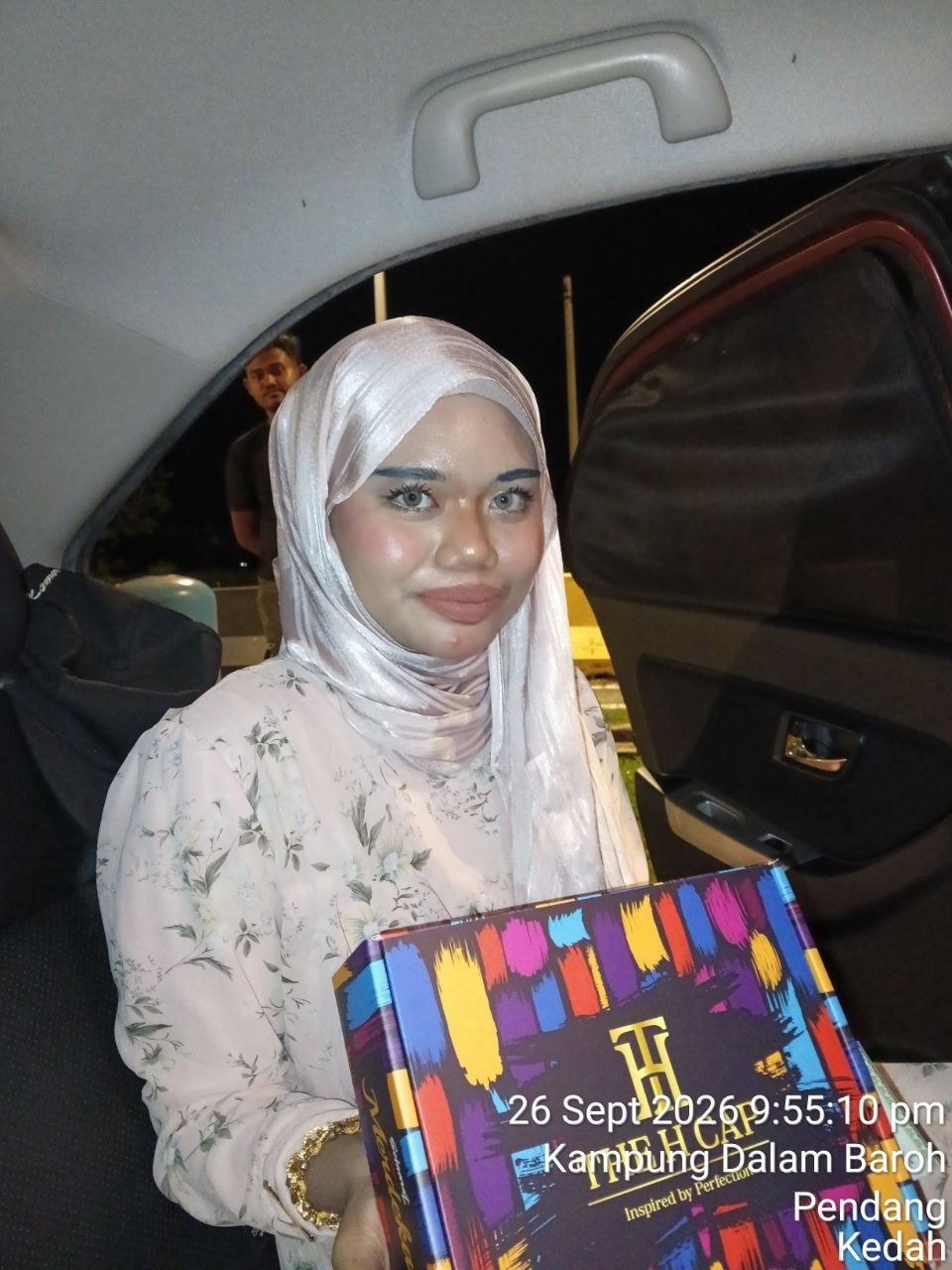 Pelanggan THE H CAP 12